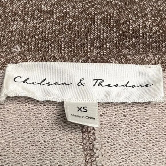 Chelsea & Theodore Cropped Raw Edge Long Sleeve Pullover Brown Red Size XS - Picture 4 of 4